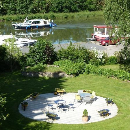 Domaine Du Port Sainte Marie Vila Maizieres-les-Vic Exterior foto