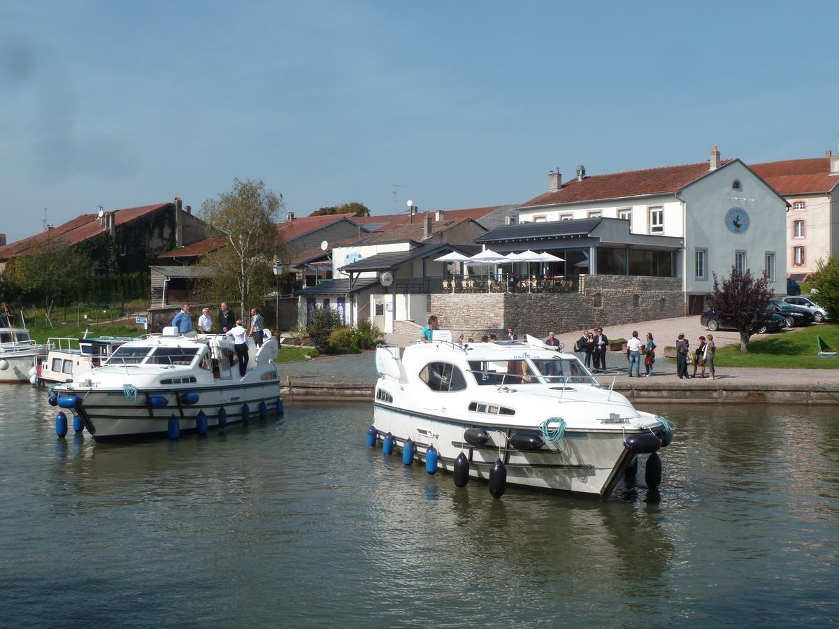 Domaine Du Port Sainte Marie Vila Maizieres-les-Vic Exterior foto