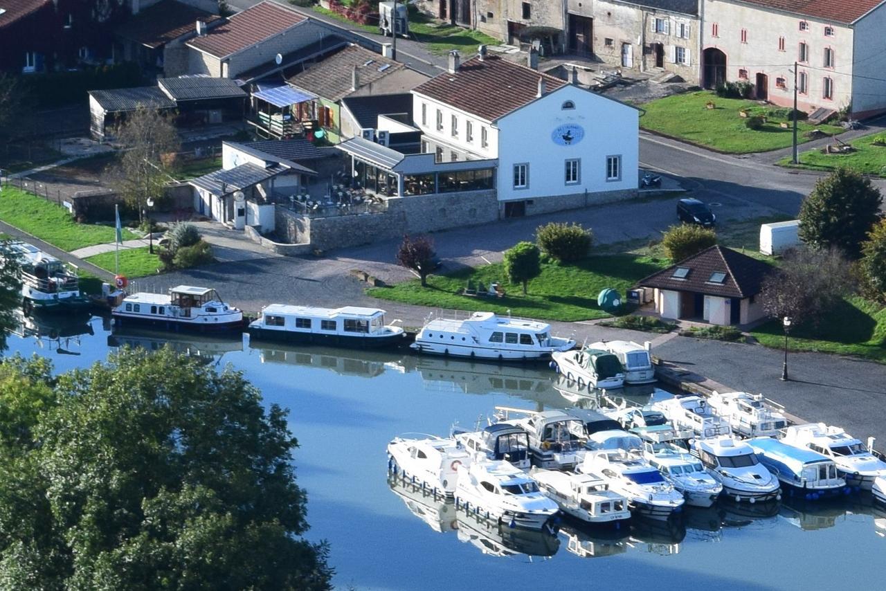 Domaine Du Port Sainte Marie Vila Maizieres-les-Vic Exterior foto